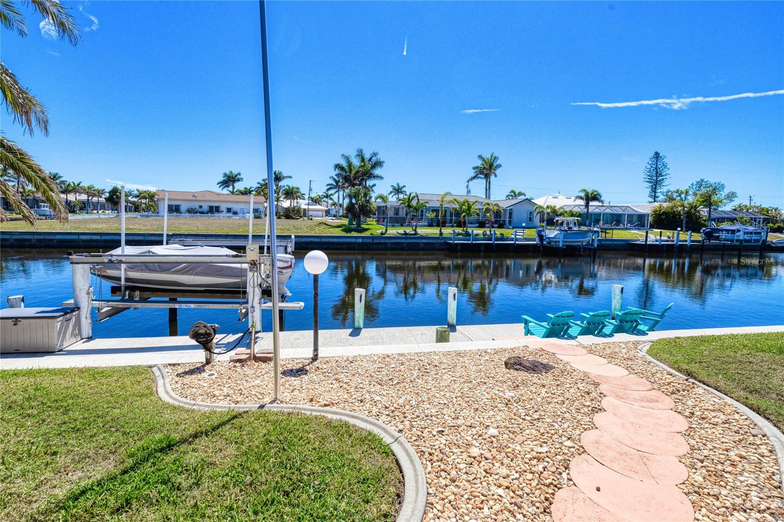 815 VIA FORMIA, PUNTA GORDA, FL, 33950