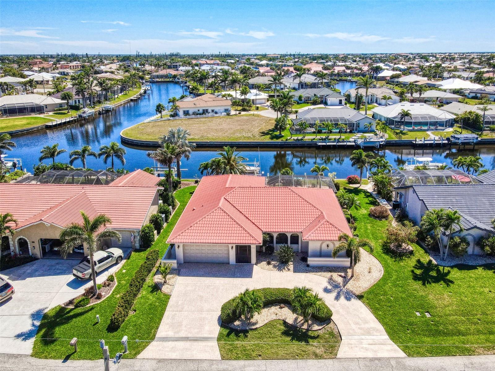 815 VIA FORMIA, PUNTA GORDA, FL, 33950