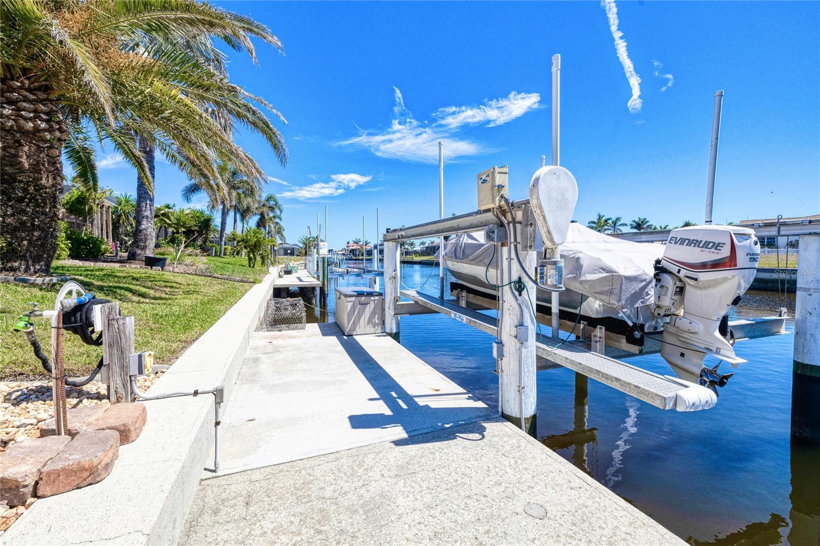 815 VIA FORMIA, PUNTA GORDA, FL, 33950