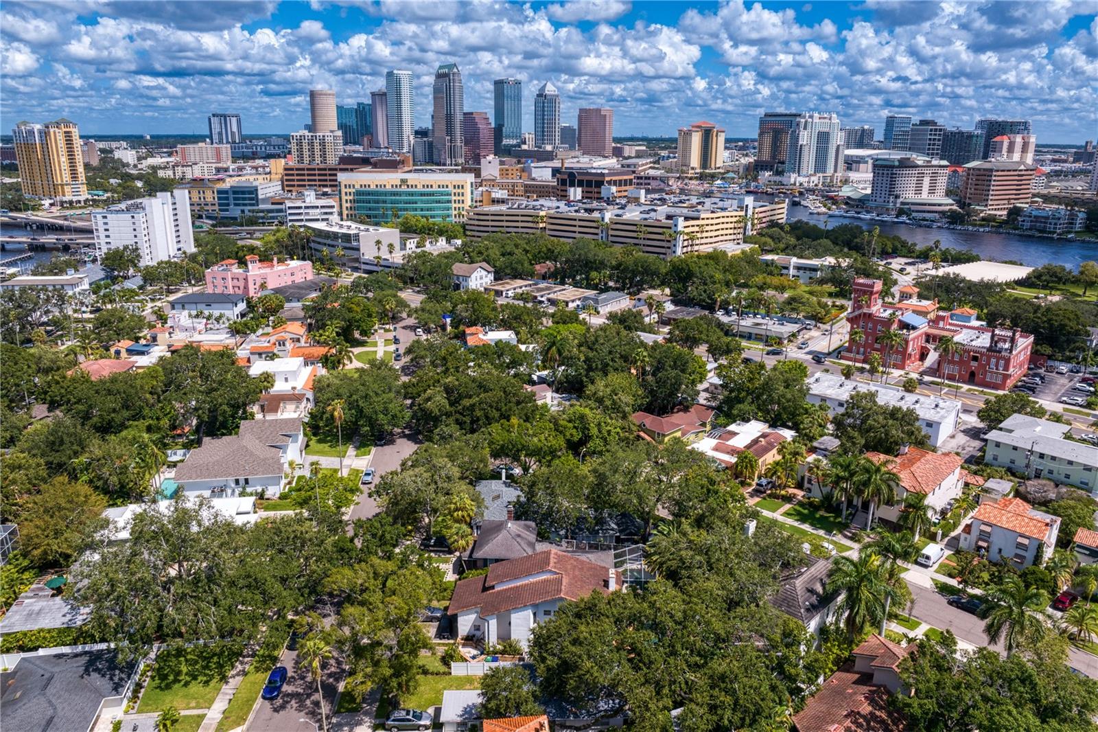 43 AEGEAN AVE, TAMPA, FL, 33606
