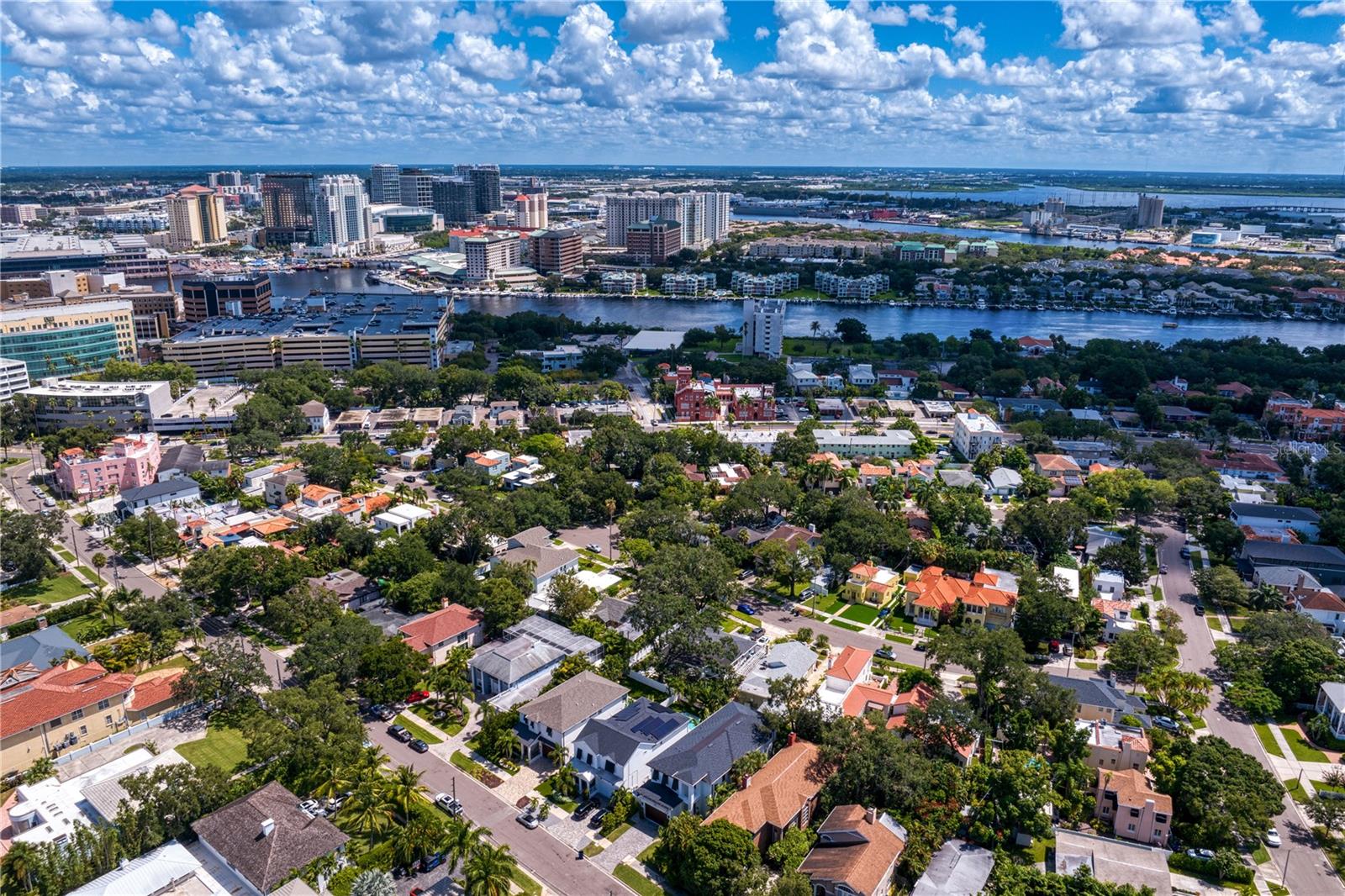 43 AEGEAN AVE, TAMPA, FL, 33606