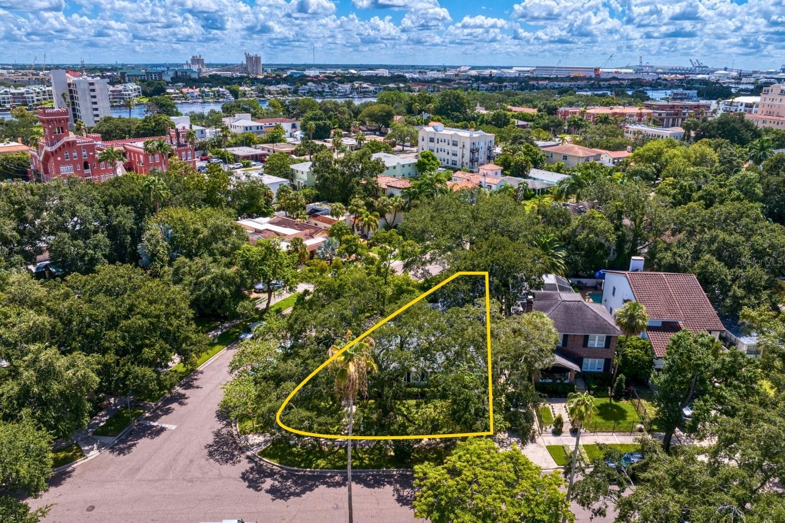 43 AEGEAN AVE, TAMPA, FL, 33606