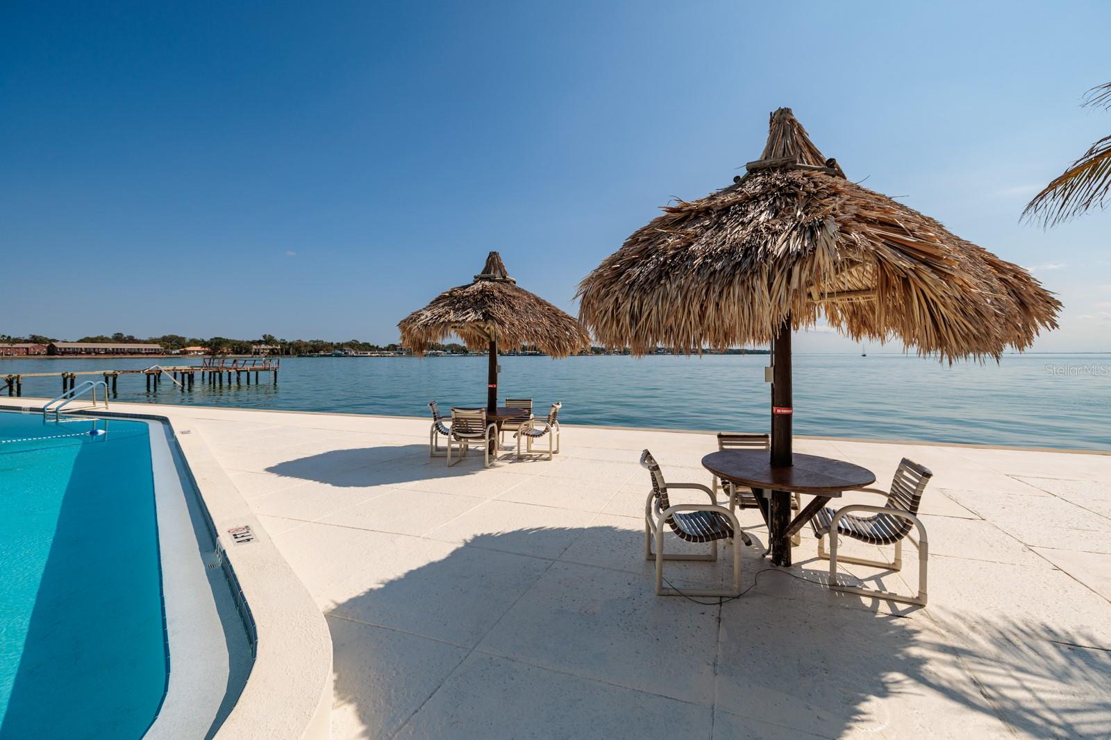 7200 SUNSHINE SKYWAY LN S #3D, ST PETERSBURG, FL, 33711