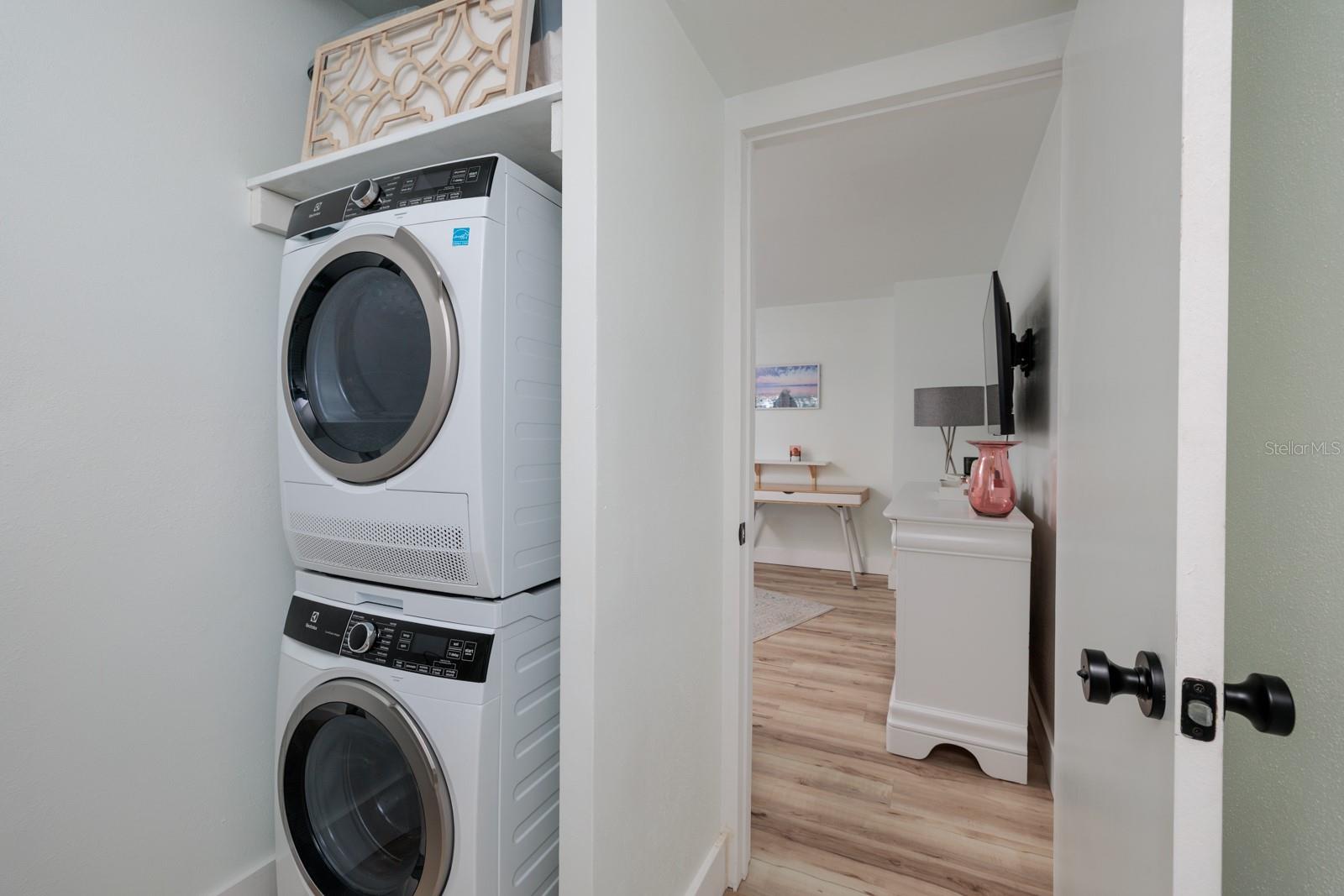 7200 SUNSHINE SKYWAY LN S #3D, ST PETERSBURG, FL, 33711