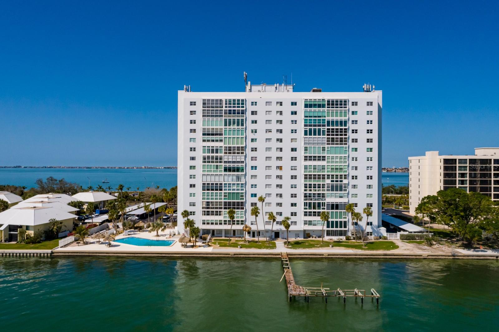7200 SUNSHINE SKYWAY LN S #3D, ST PETERSBURG, FL, 33711