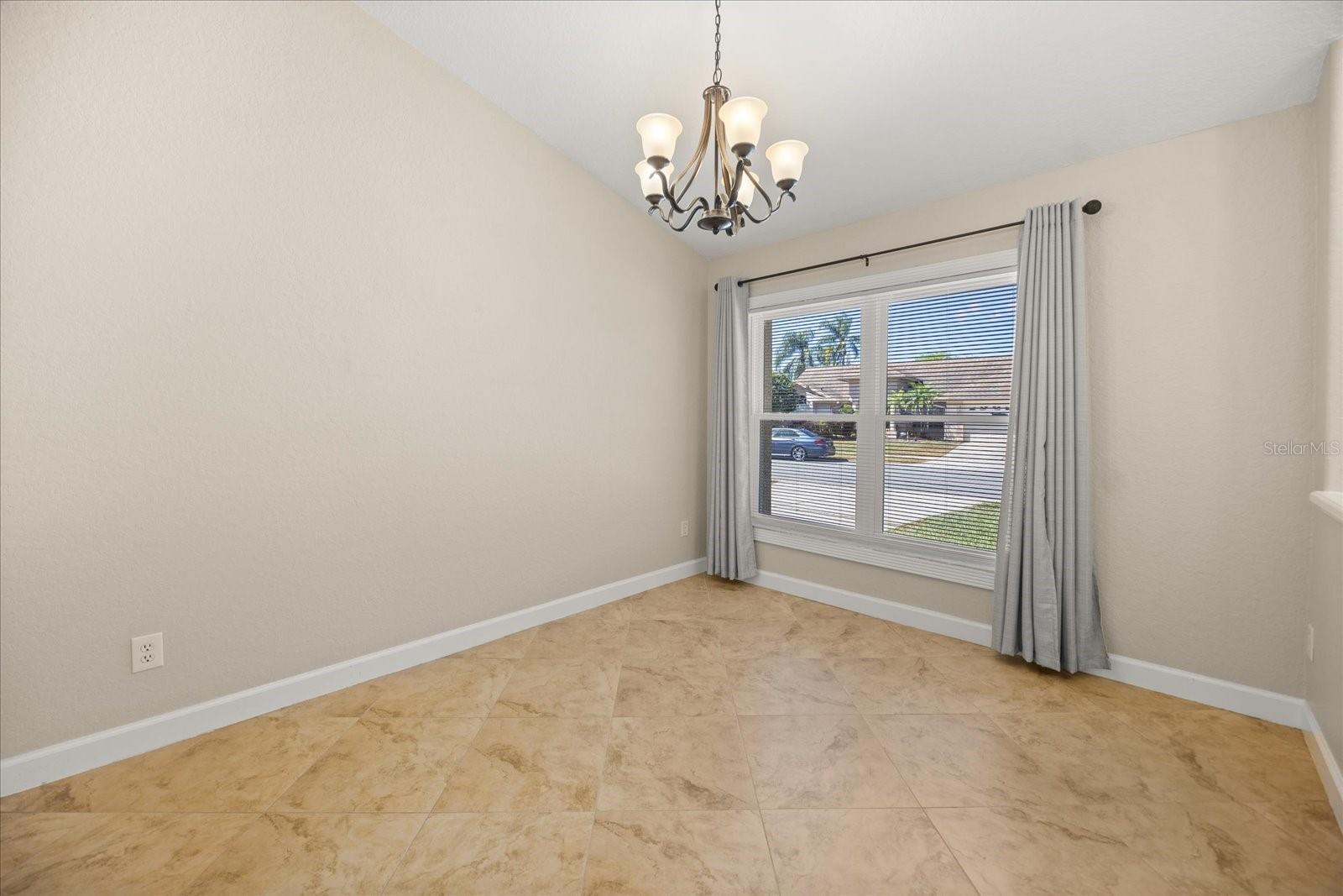 813 HAVENWOOD DR, ORLANDO, FL, 32828