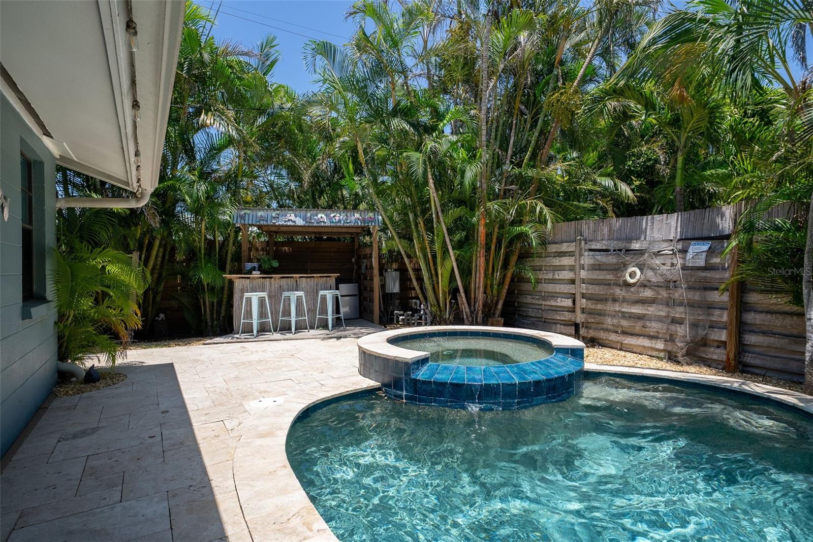 402 71ST ST, HOLMES BEACH, FL, 34217