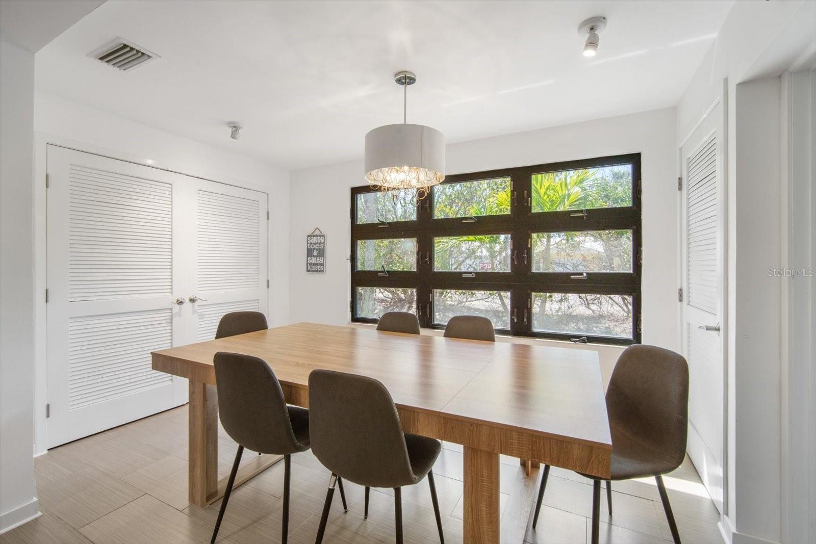 402 71ST ST, HOLMES BEACH, FL, 34217