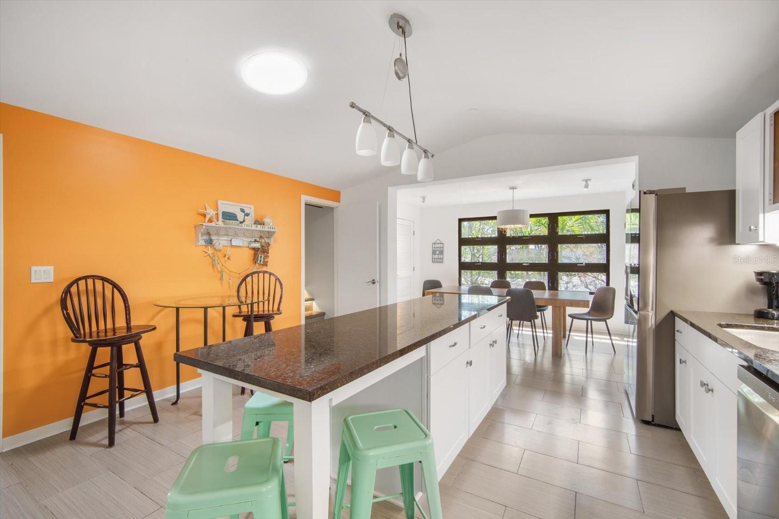 402 71ST ST, HOLMES BEACH, FL, 34217