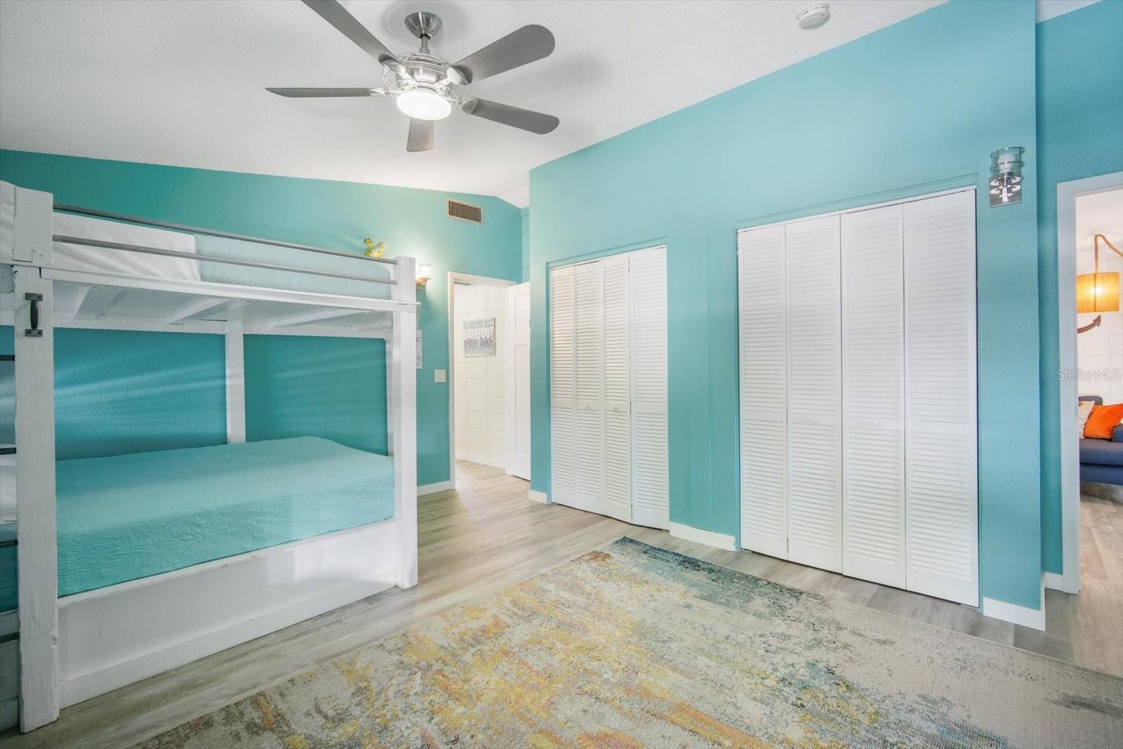402 71ST ST, HOLMES BEACH, FL, 34217