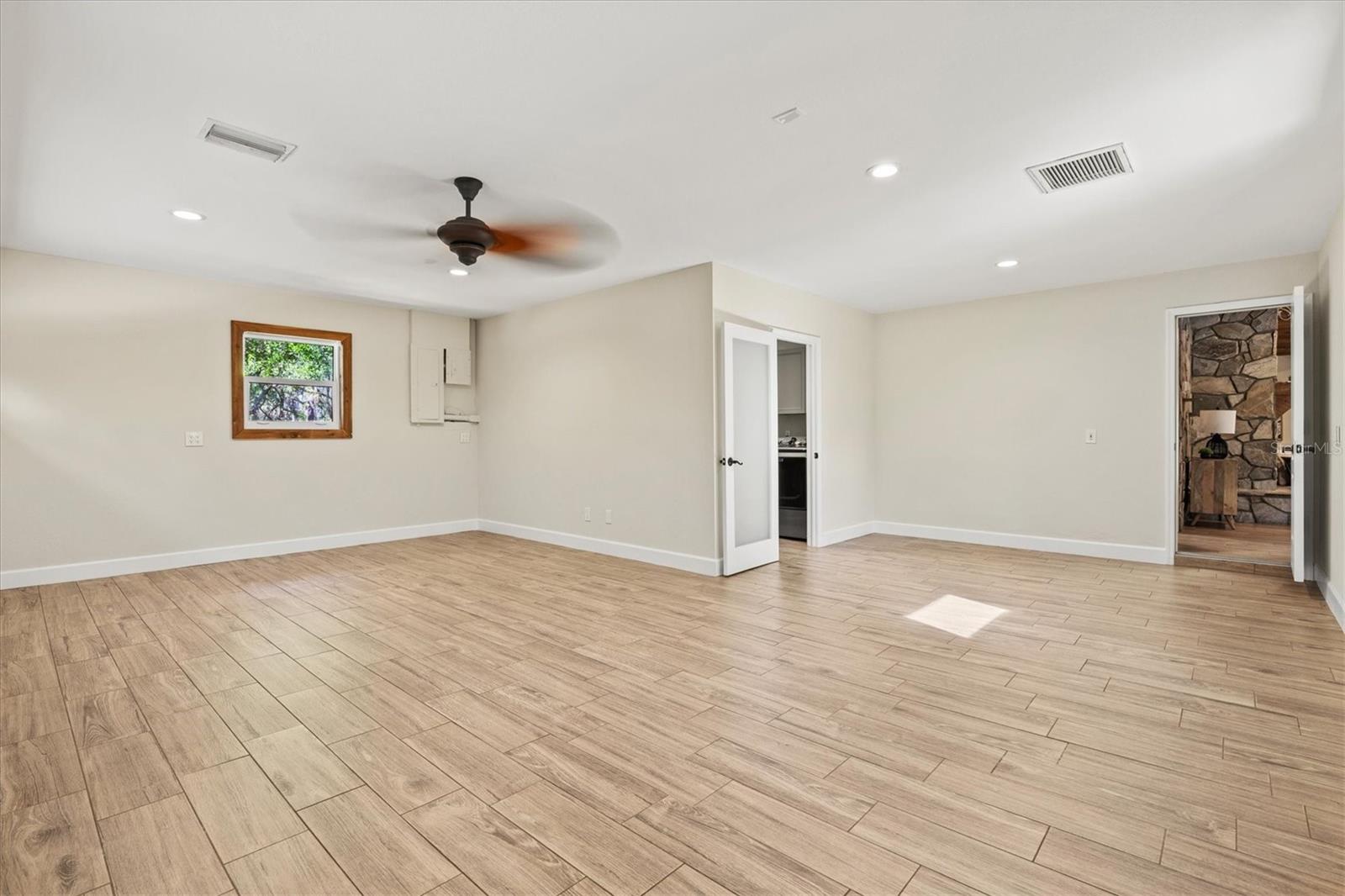 8902 TROPICAIRE BLVD, NORTH PORT, FL, 34291