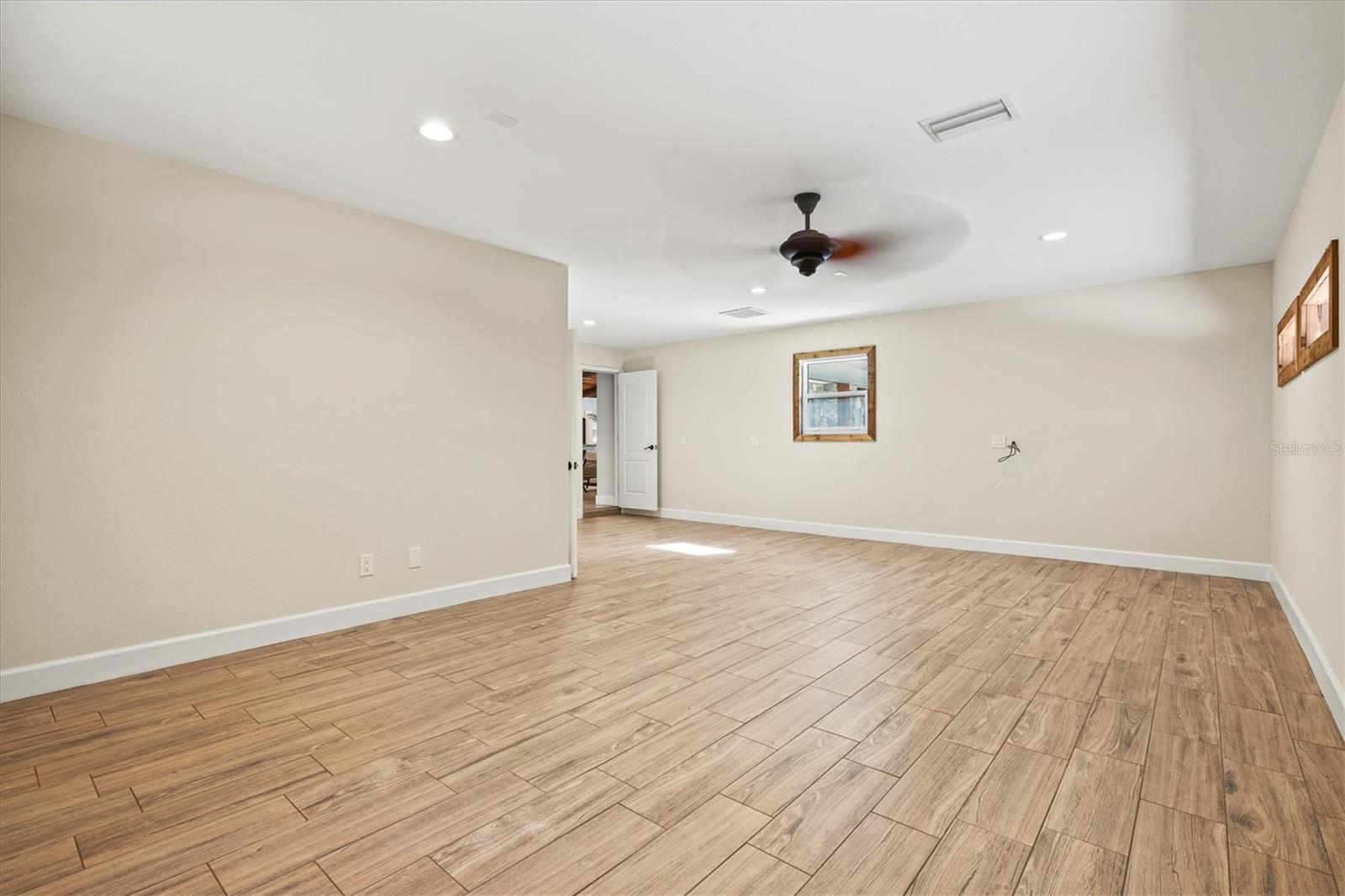 8902 TROPICAIRE BLVD, NORTH PORT, FL, 34291