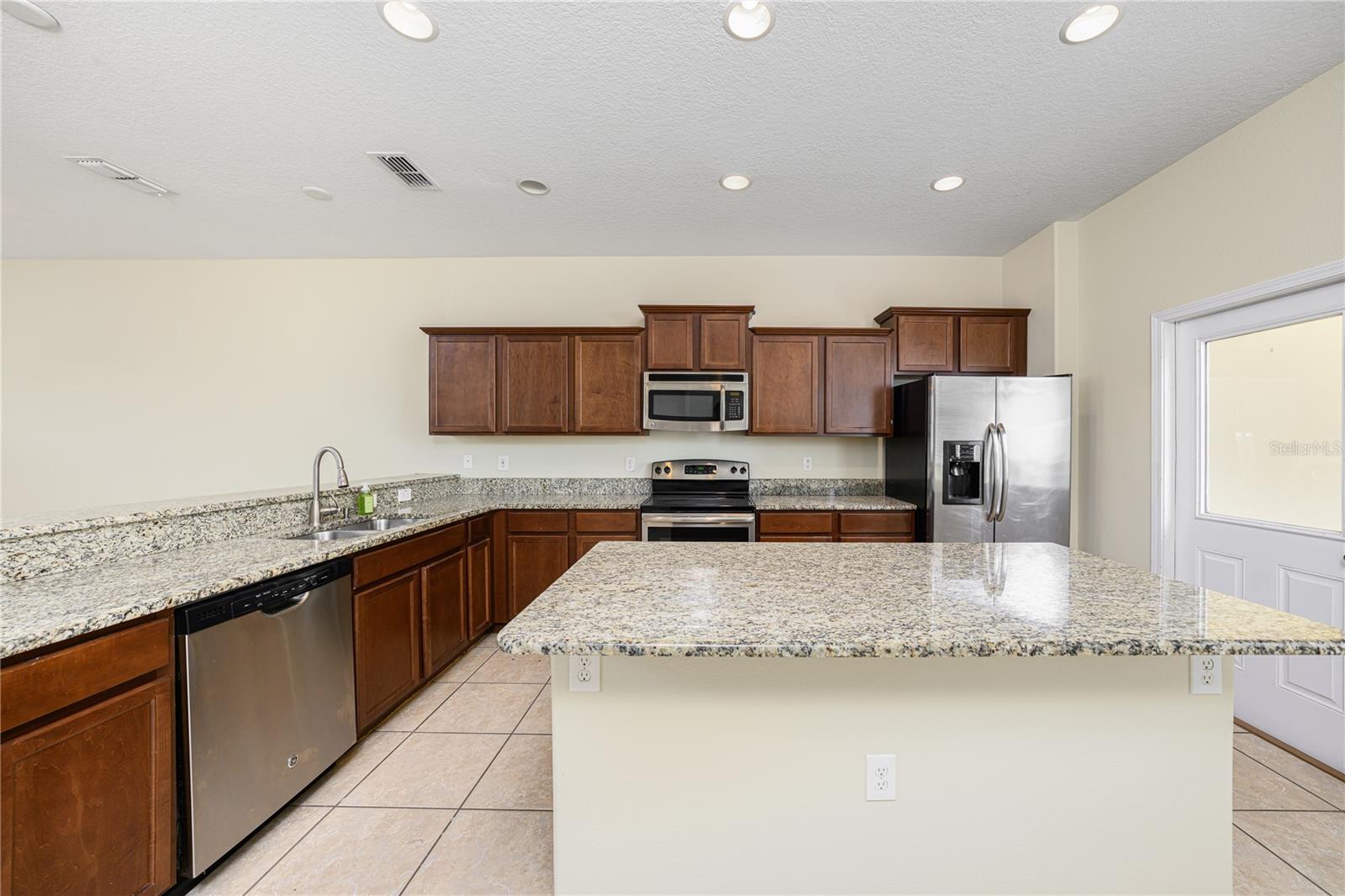 1192 SEBURN RD, APOPKA, FL, 32703