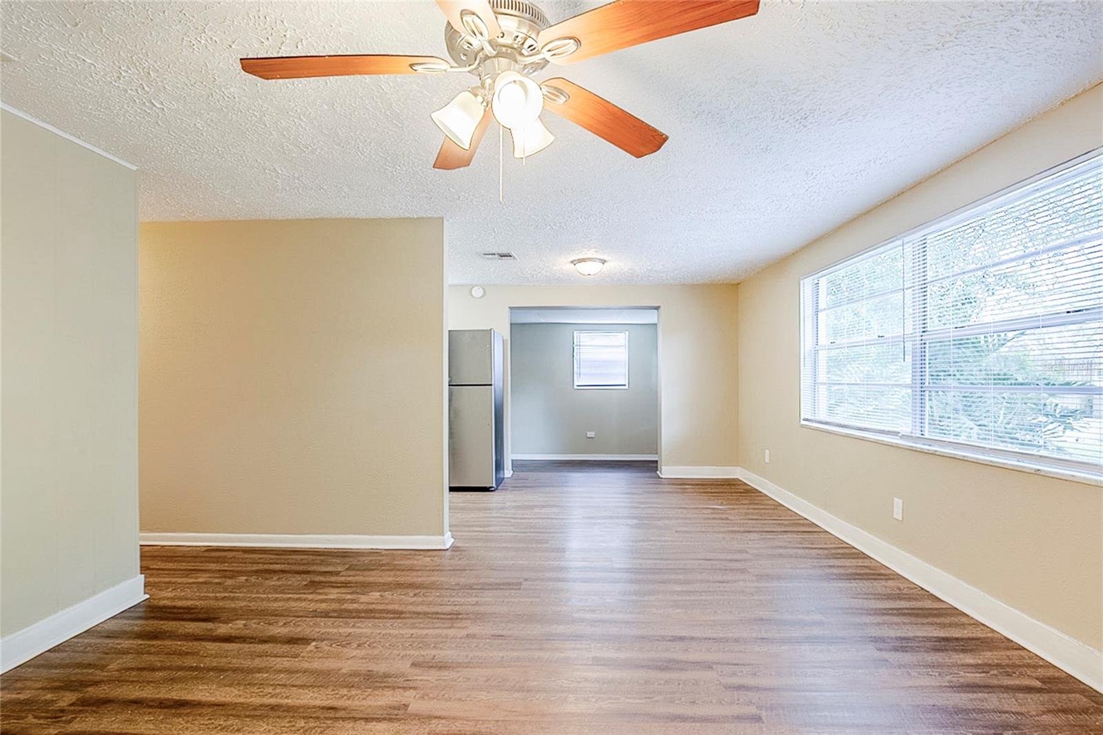 4218 E PARIS ST, TAMPA, FL, 33610