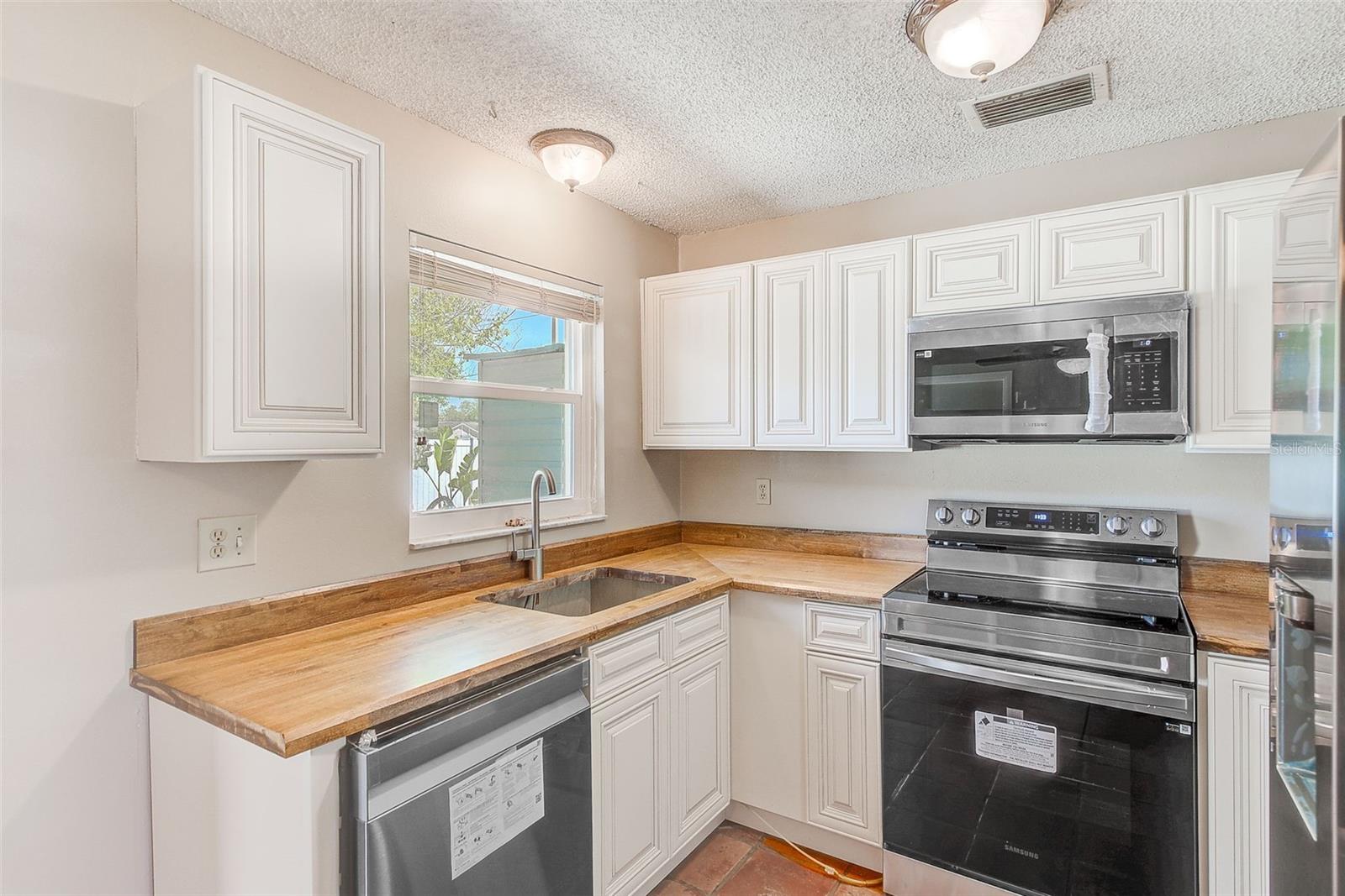 7509 MITCHELL RANCH RD, NEW PORT RICHEY, FL, 34655