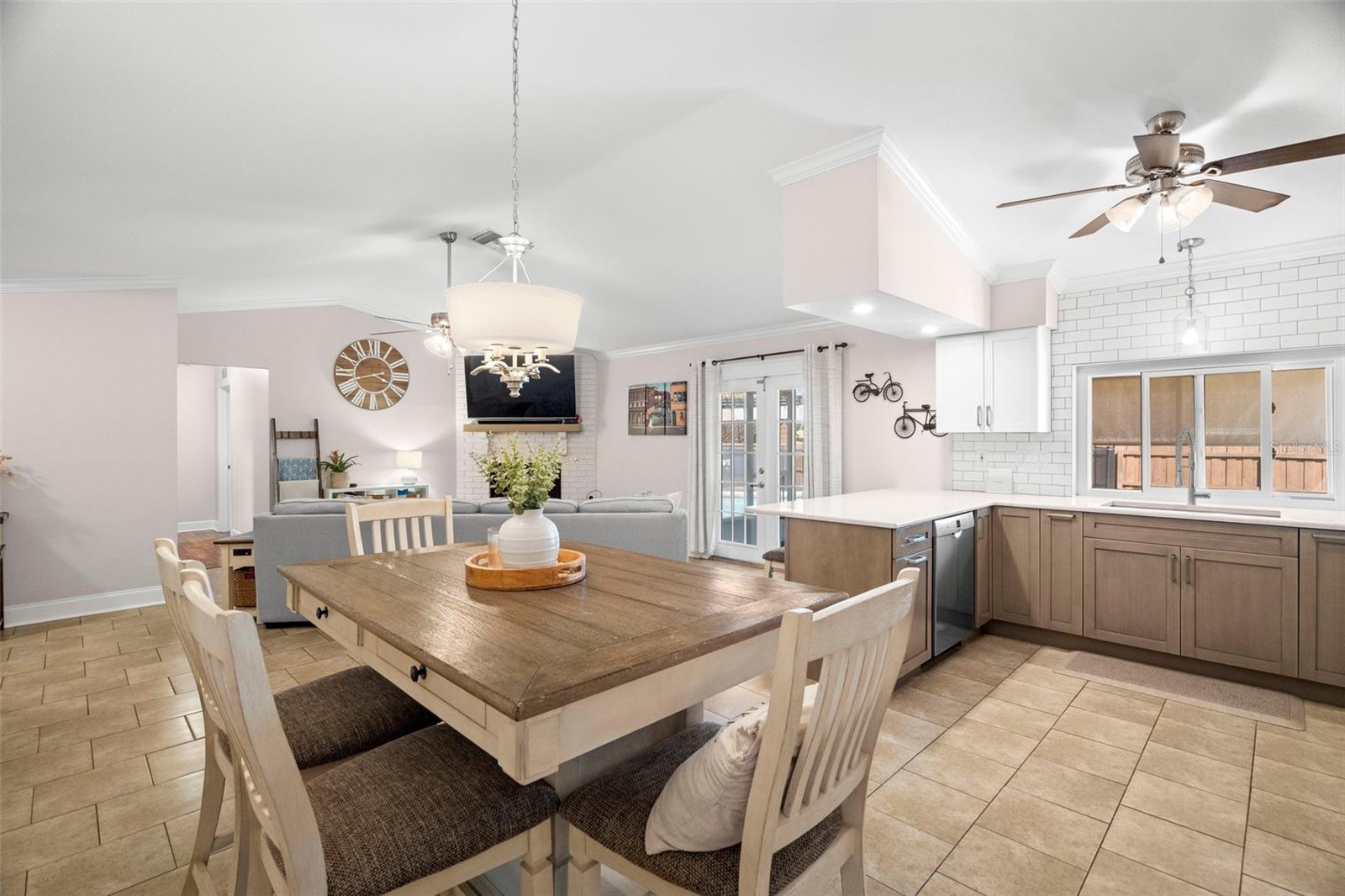 304 JEAN ST, PALM HARBOR, FL, 34683