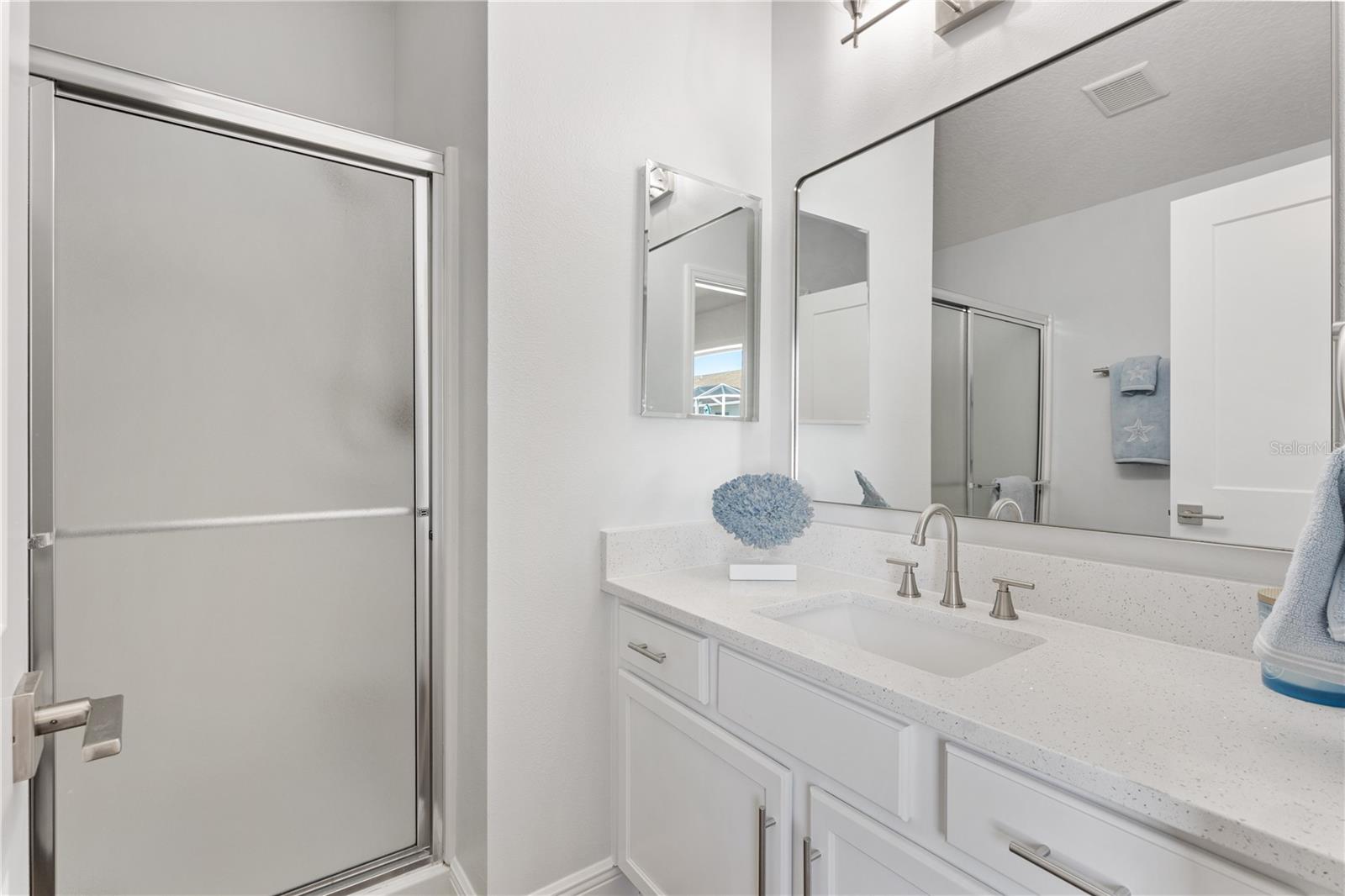 1773 HALLANDALE LN, THE VILLAGES, FL, 32162