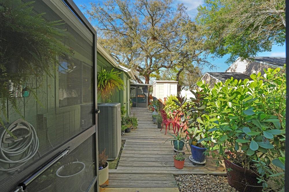 628 MOUNT HOMER RD #4B, EUSTIS, FL, 32726