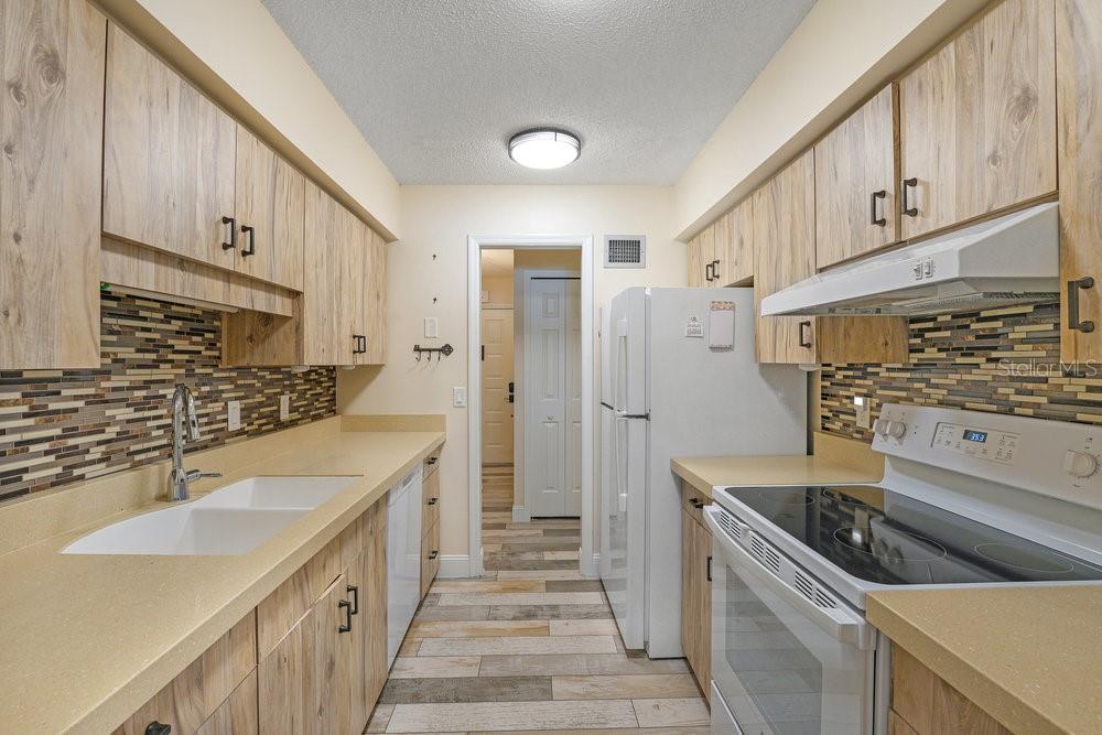 628 MOUNT HOMER RD #4B, EUSTIS, FL, 32726