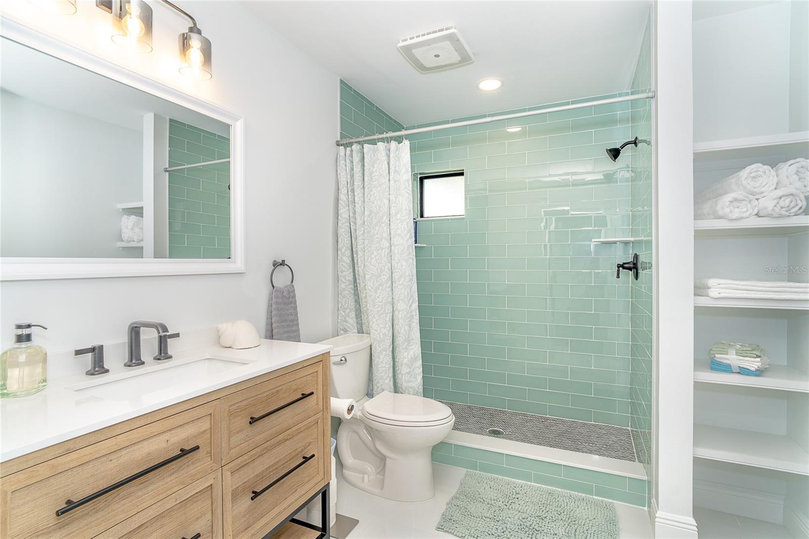 3910 CAPE HAZE DR, ROTONDA WEST, FL, 33947