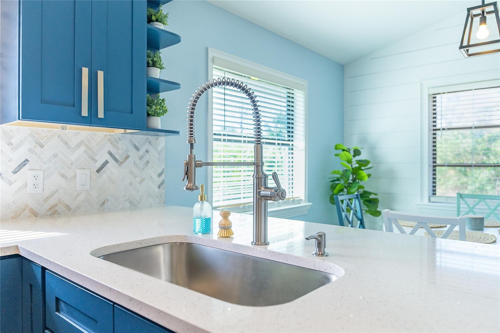 3910 CAPE HAZE DR, ROTONDA WEST, FL, 33947