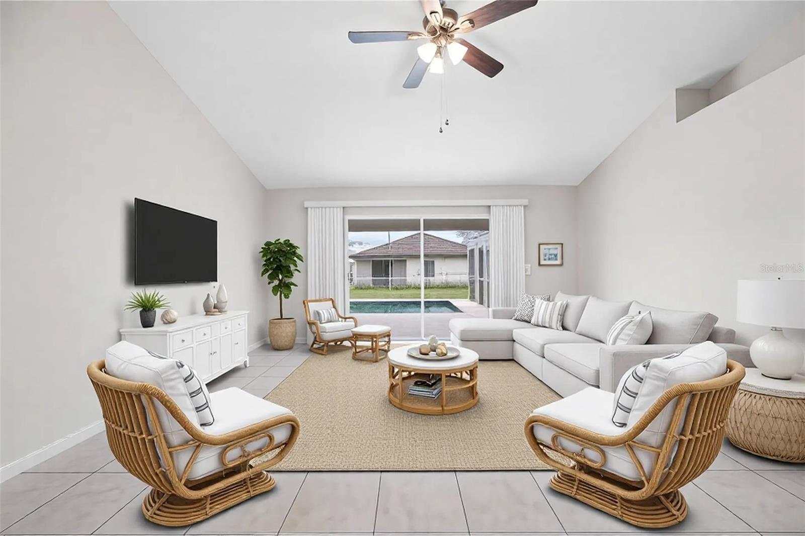 1118 NE 3RD AVE, CAPE CORAL, FL, 33909
