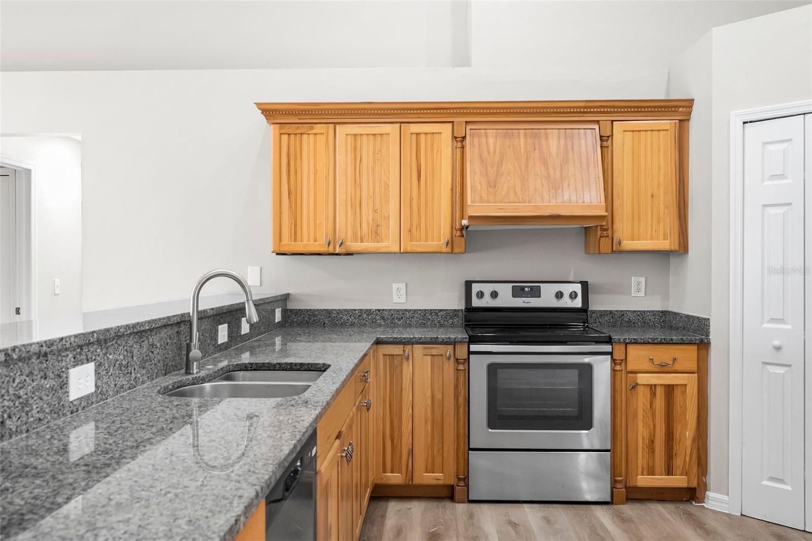 1118 NE 3RD AVE, CAPE CORAL, FL, 33909