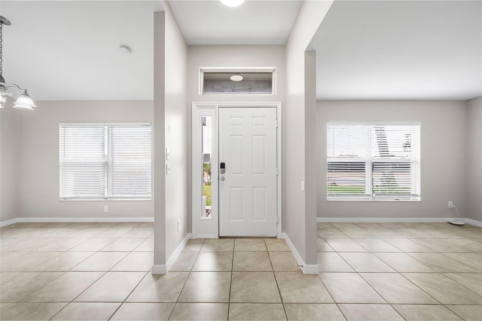 1118 NE 3RD AVE, CAPE CORAL, FL, 33909