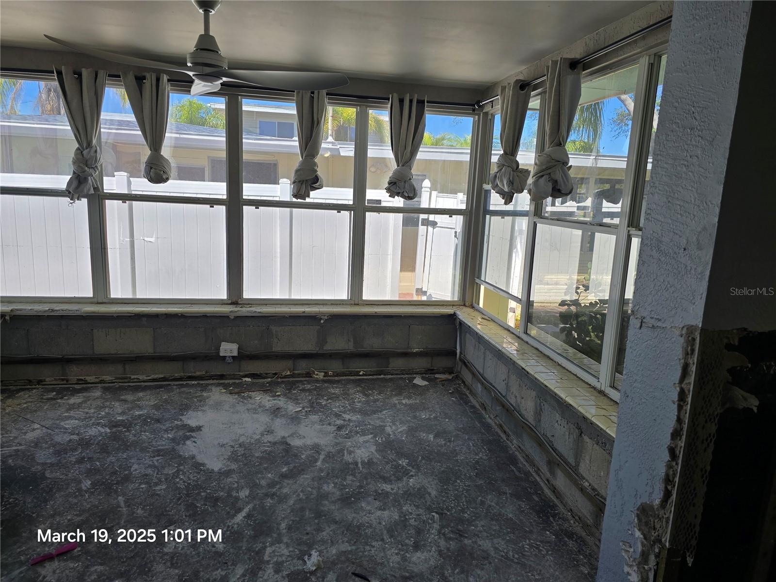 593 TRADE WINDS DR, DUNEDIN, FL, 34698