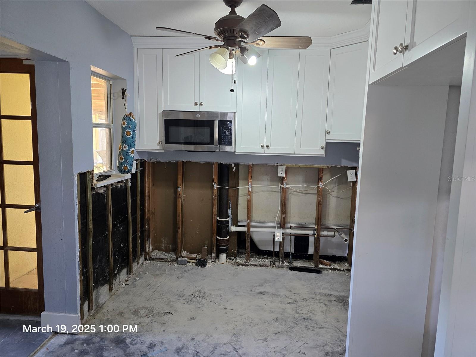 593 TRADE WINDS DR, DUNEDIN, FL, 34698
