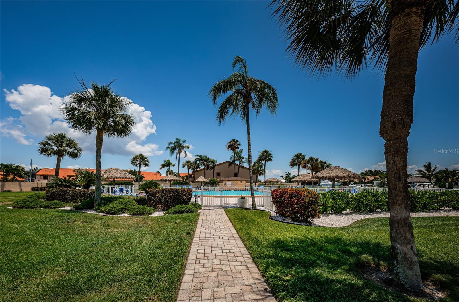 4900 BRITTANY DR S #1606, ST PETERSBURG, FL, 33715
