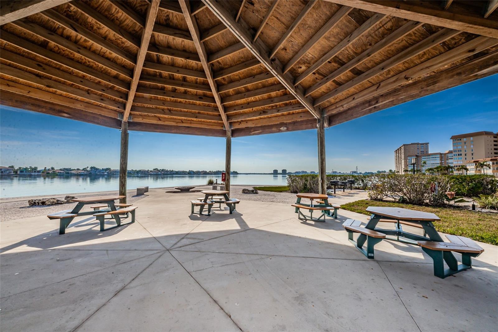 4900 BRITTANY DR S #1606, ST PETERSBURG, FL, 33715