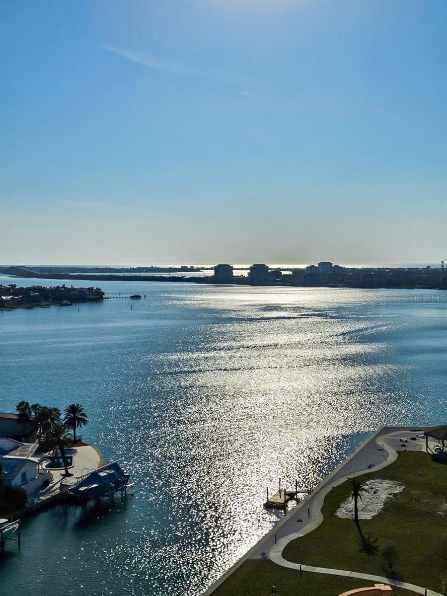 4900 BRITTANY DR S #1606, ST PETERSBURG, FL, 33715