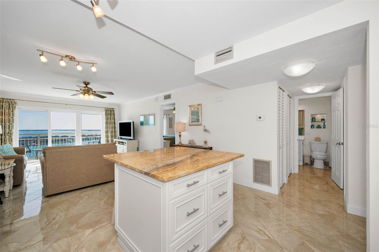 4900 BRITTANY DR S #1606, ST PETERSBURG, FL, 33715