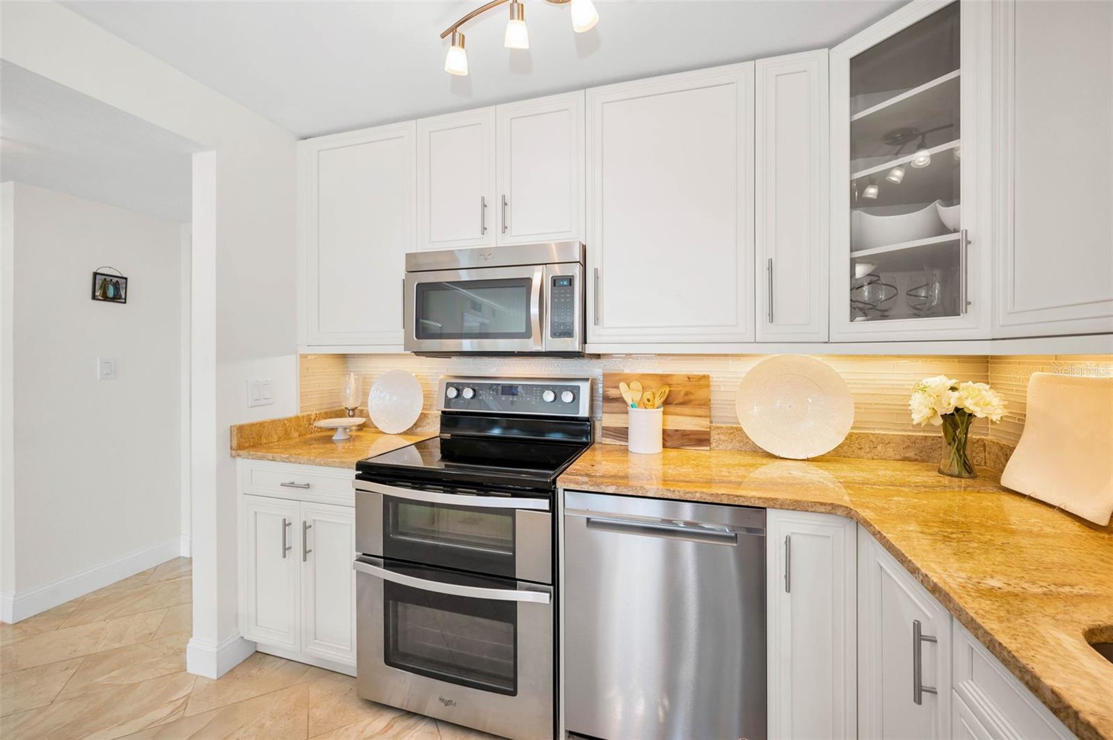 4900 BRITTANY DR S #1606, ST PETERSBURG, FL, 33715