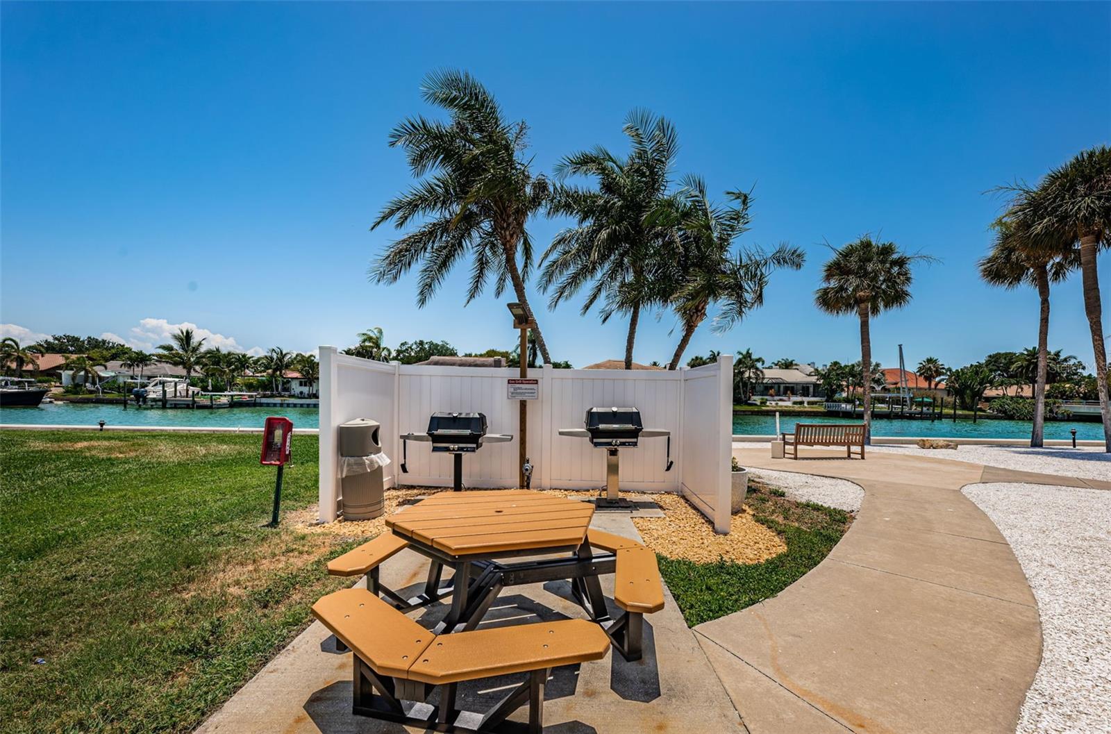 4900 BRITTANY DR S #1606, ST PETERSBURG, FL, 33715