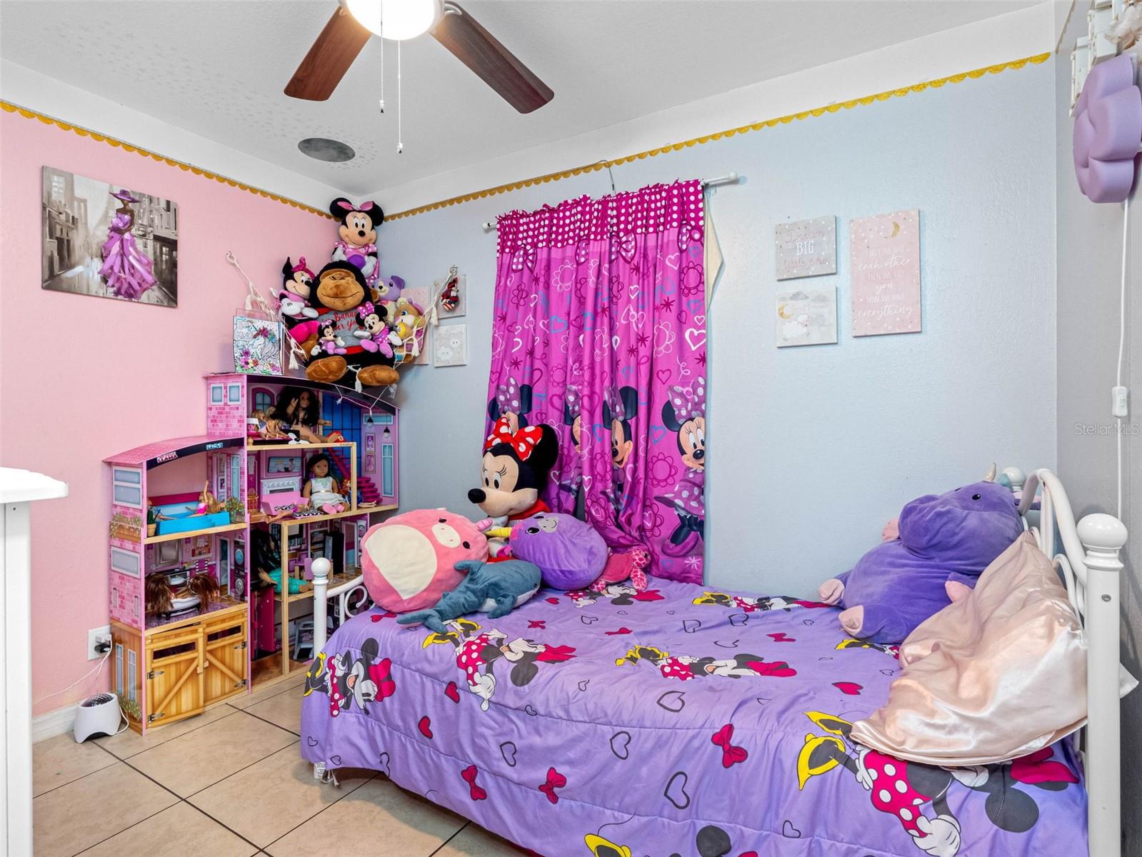 7401 KINGSTON DR, TAMPA, FL, 33619