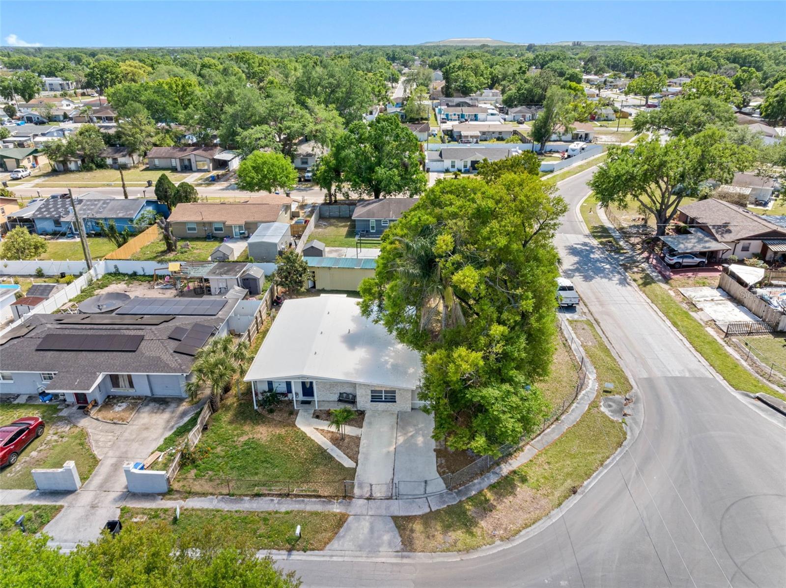 7401 KINGSTON DR, TAMPA, FL, 33619