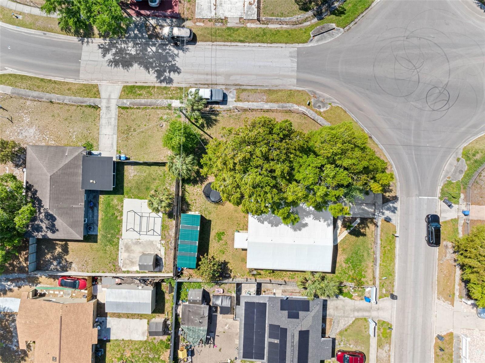 7401 KINGSTON DR, TAMPA, FL, 33619