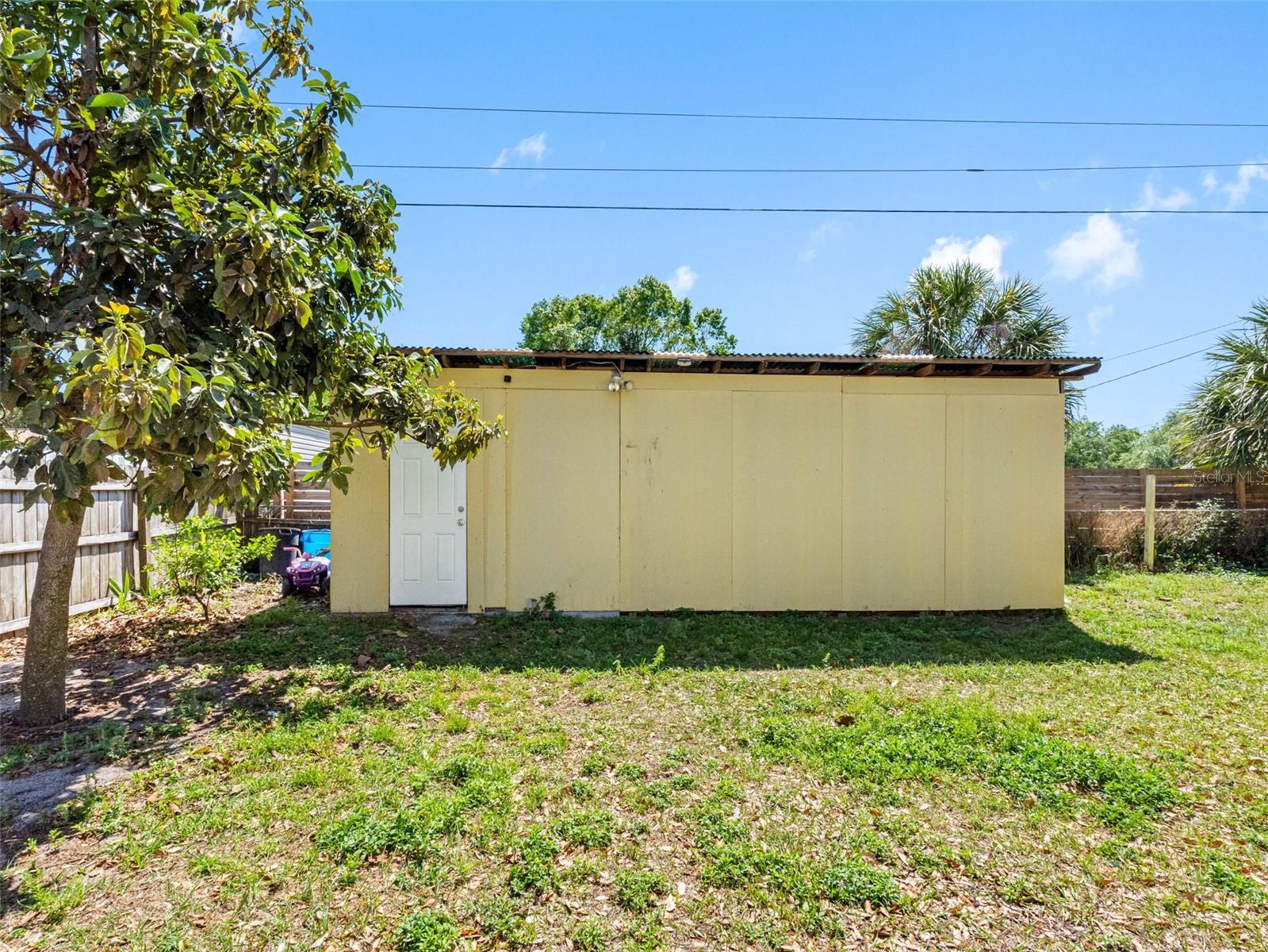 7401 KINGSTON DR, TAMPA, FL, 33619