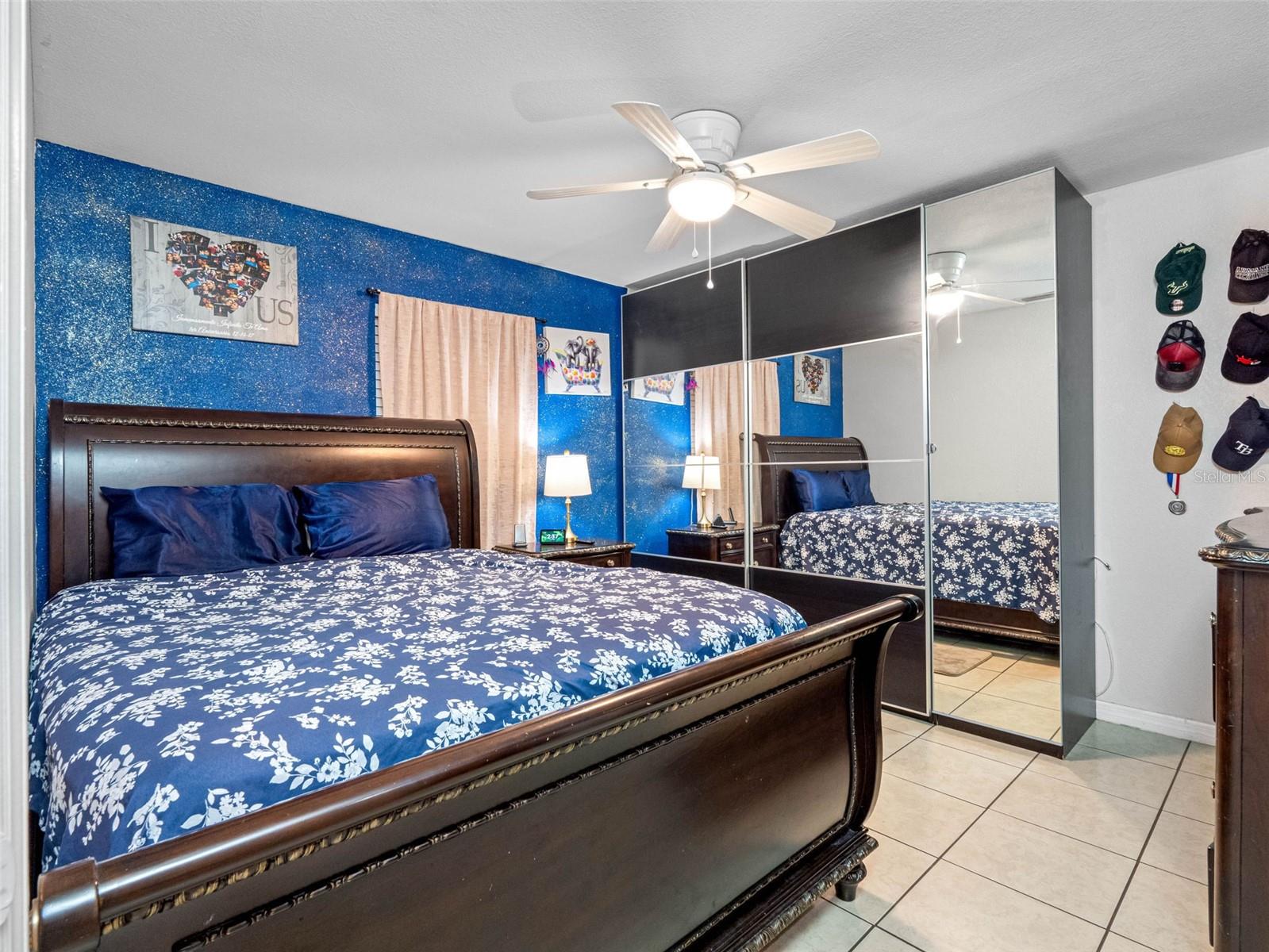 7401 KINGSTON DR, TAMPA, FL, 33619