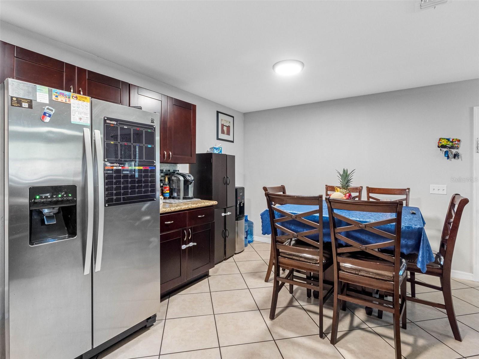 7401 KINGSTON DR, TAMPA, FL, 33619