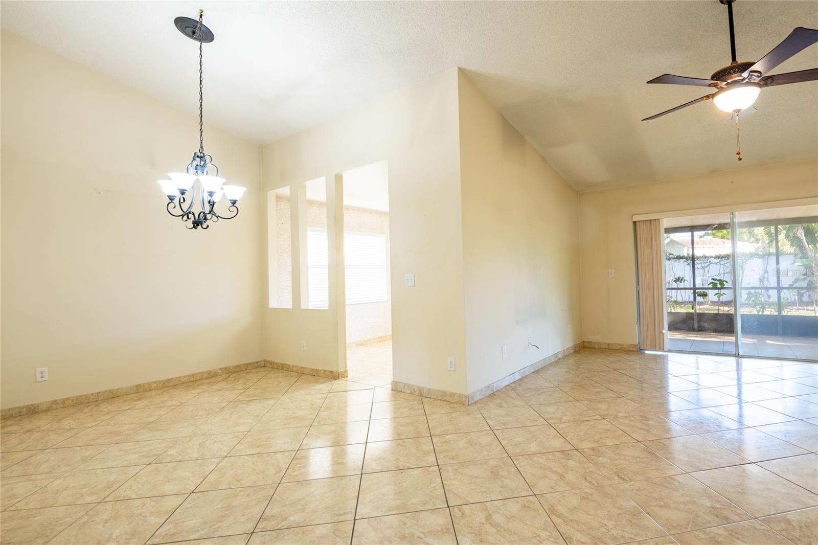 4944 CYPRESS TRACE DR, TAMPA, FL, 33624