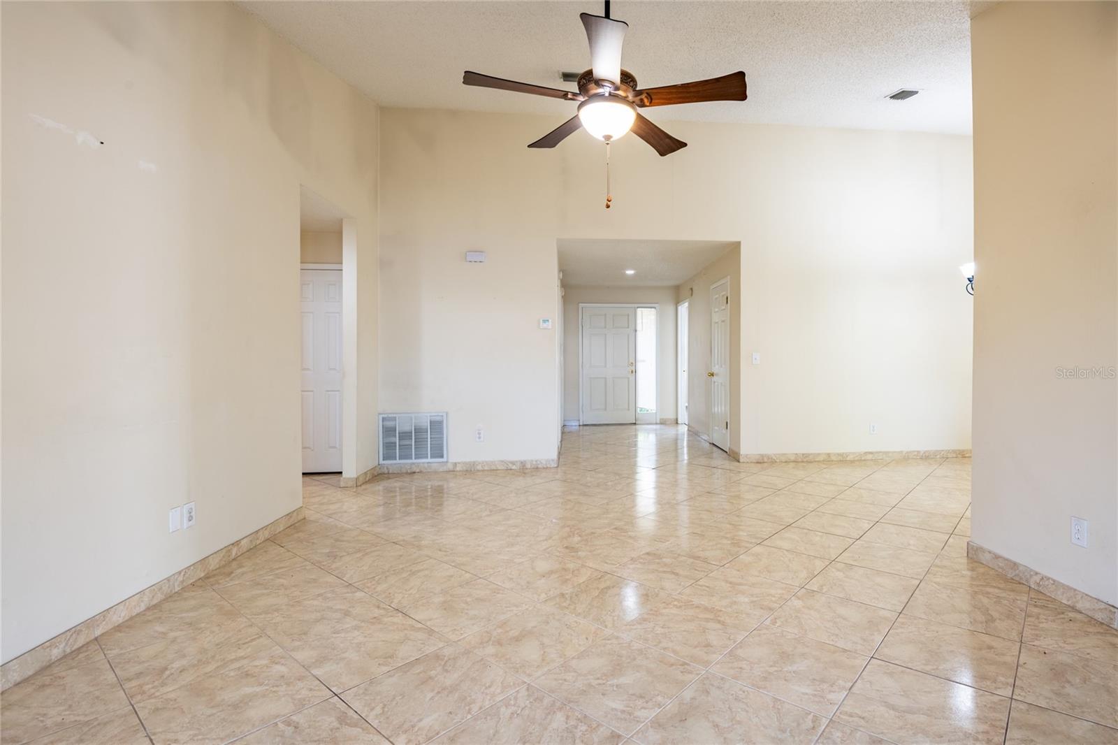 4944 CYPRESS TRACE DR, TAMPA, FL, 33624
