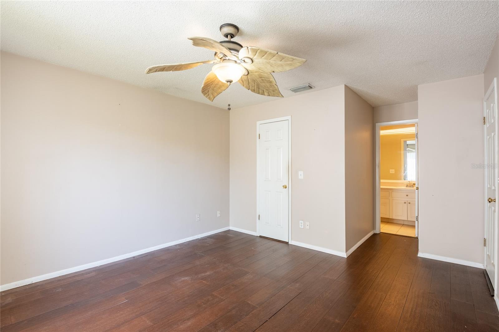 4944 CYPRESS TRACE DR, TAMPA, FL, 33624