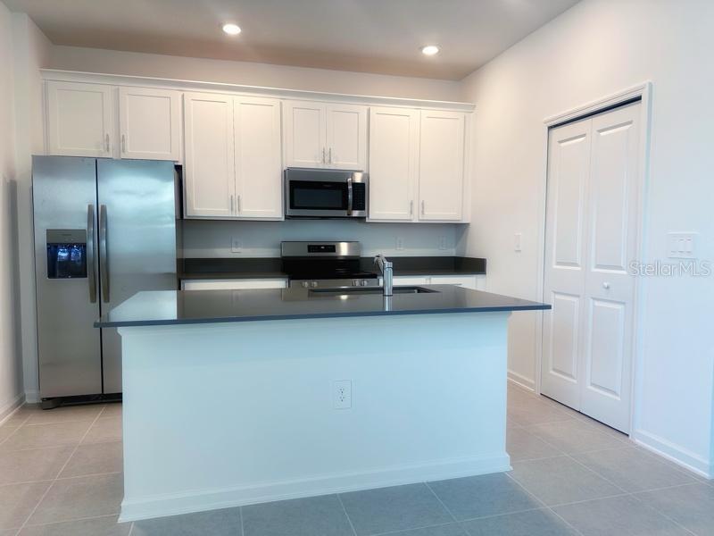 2639 CANDIED APPLE ALY, KISSIMMEE, FL, 34744