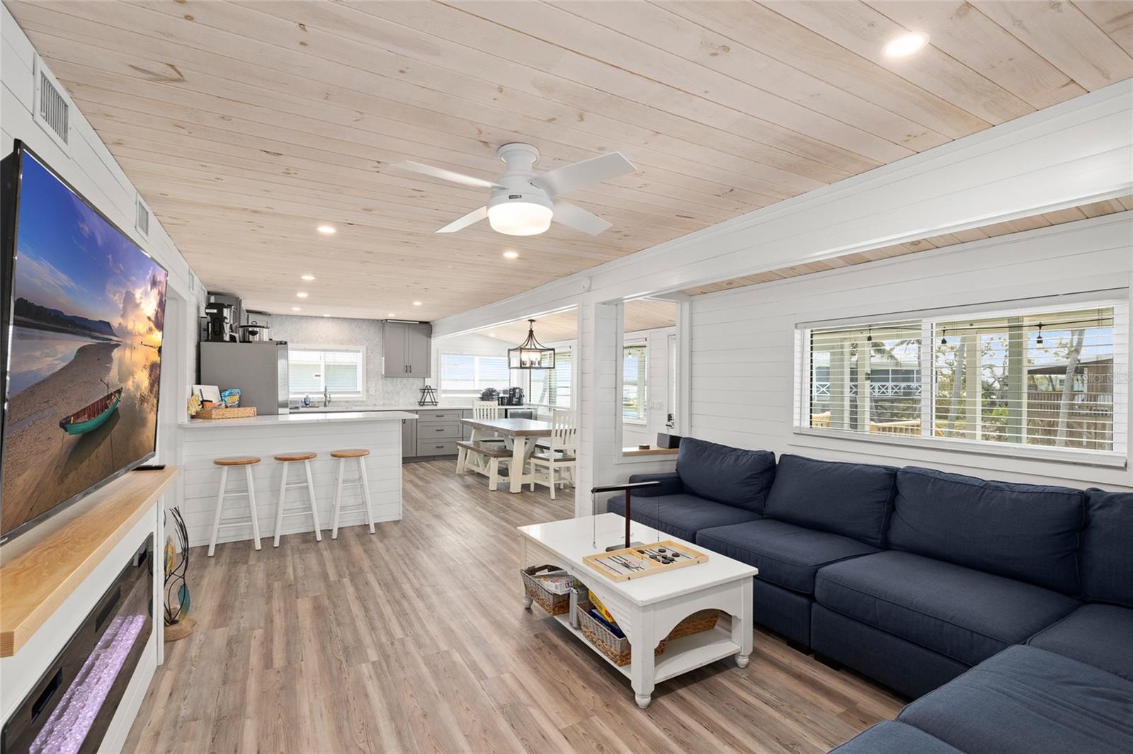 9752 LITTLE GASPARILLA ISLAND, PLACIDA, FL, 33946