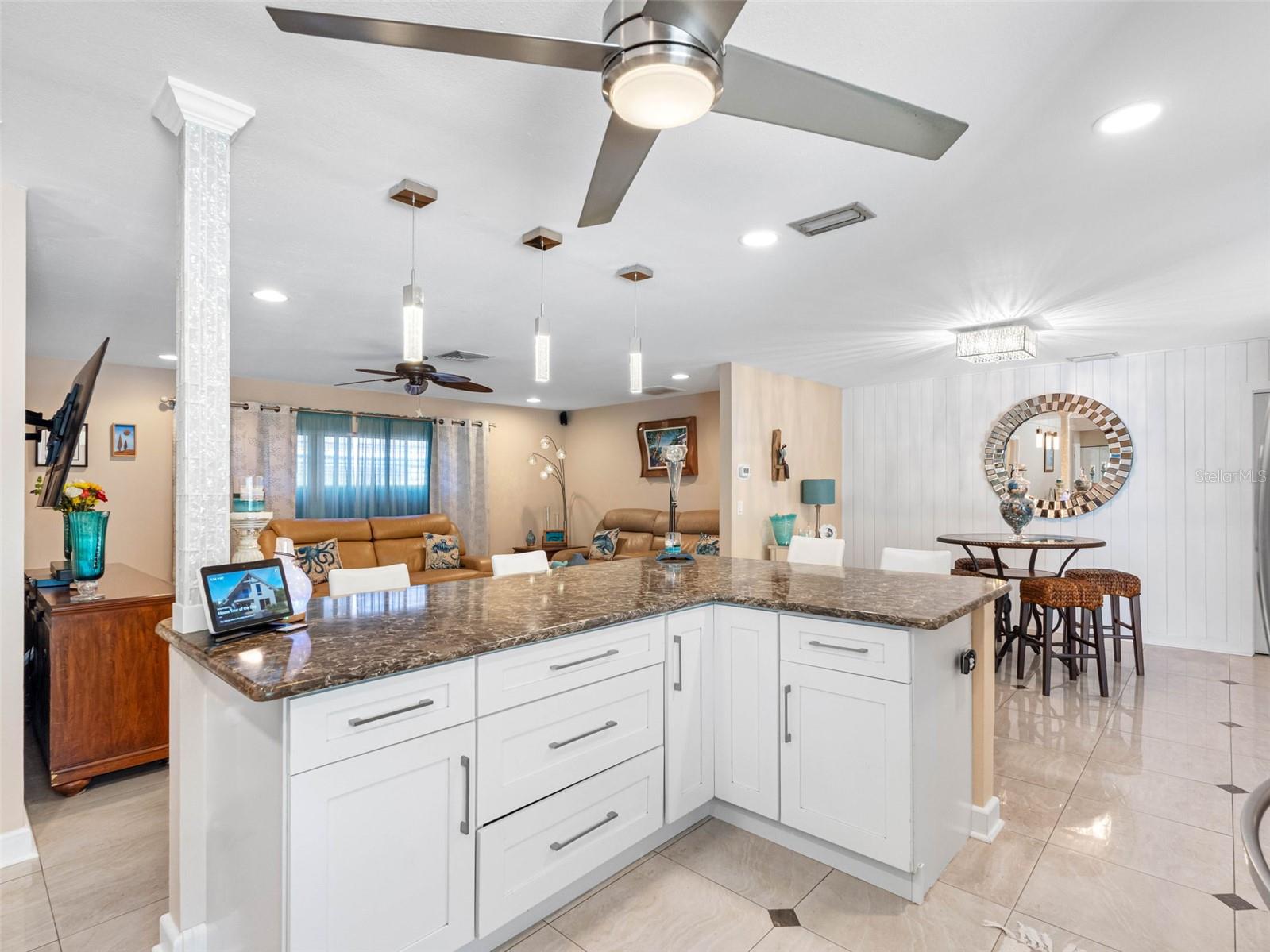 13420 RUSTIC PINES BLVD S, SEMINOLE, FL, 33776