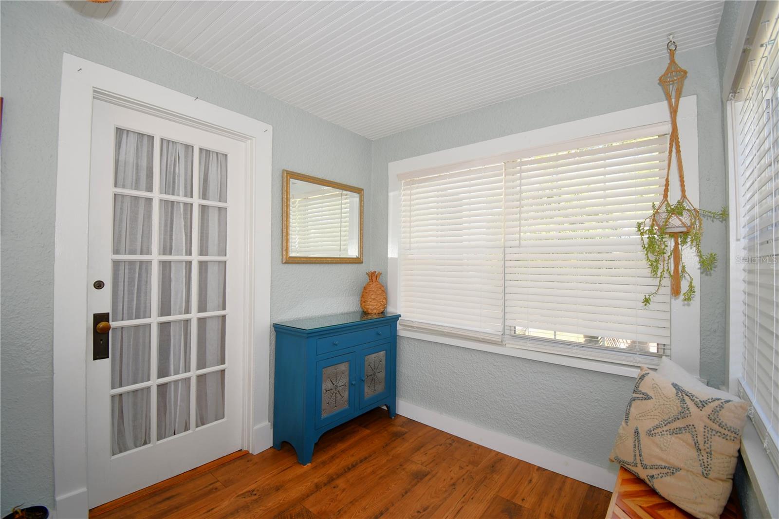 1245 N ALEXANDER ST, MOUNT DORA, FL, 32757