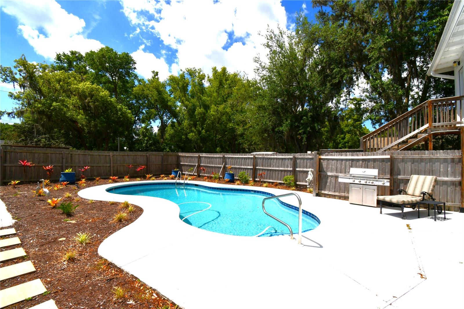 1245 N ALEXANDER ST, MOUNT DORA, FL, 32757